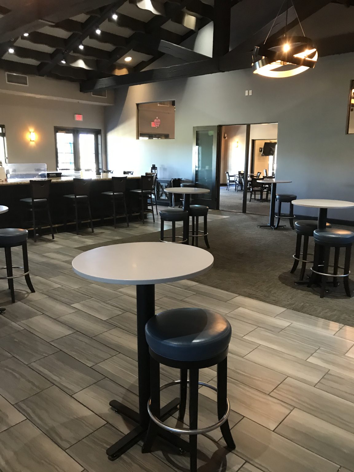 Home The Grill Room 51015 in Mountain Falls